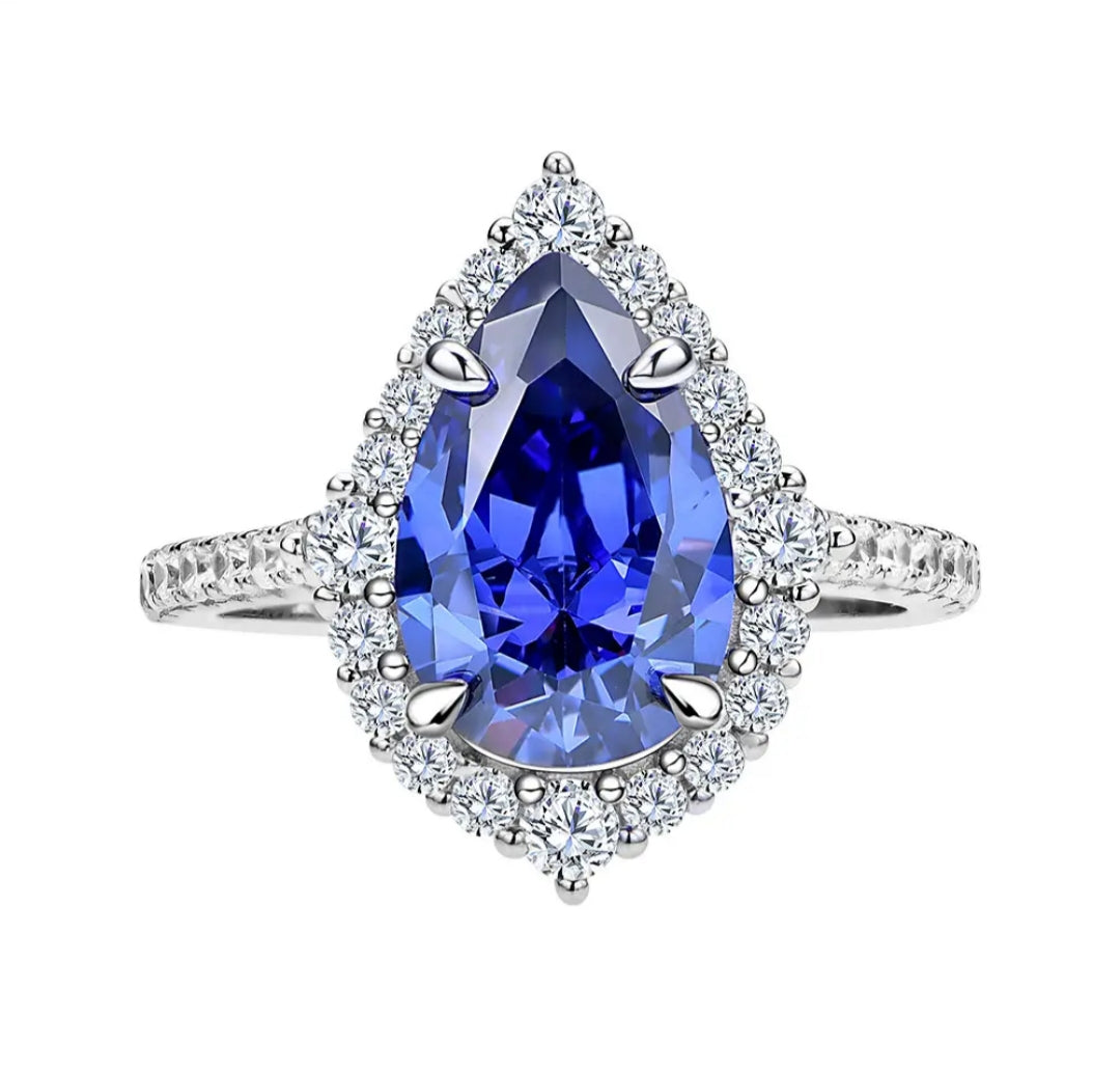 Anello  con pietra tanzanite