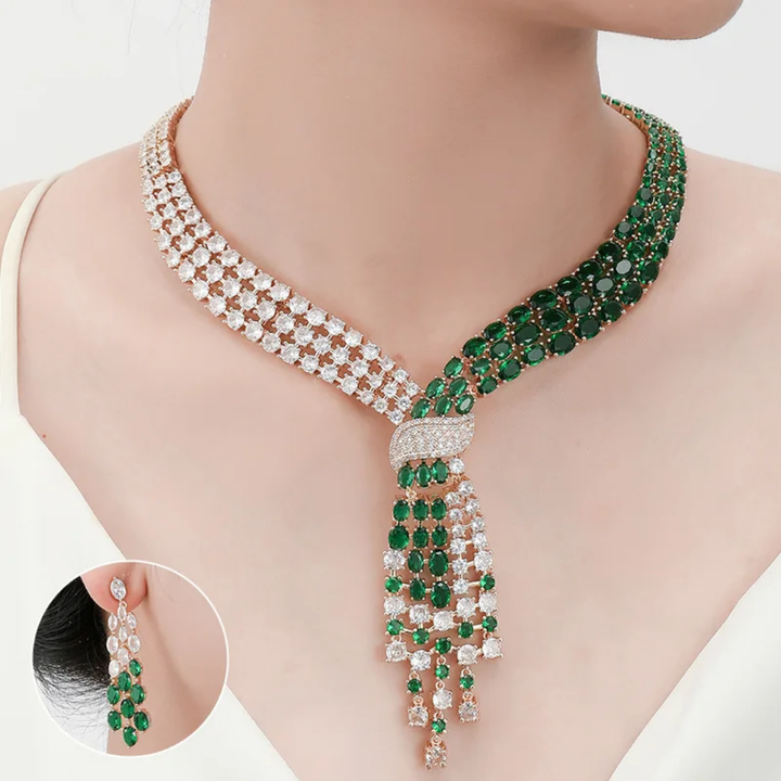 Set di collana e orecchini di lusso in zirconi